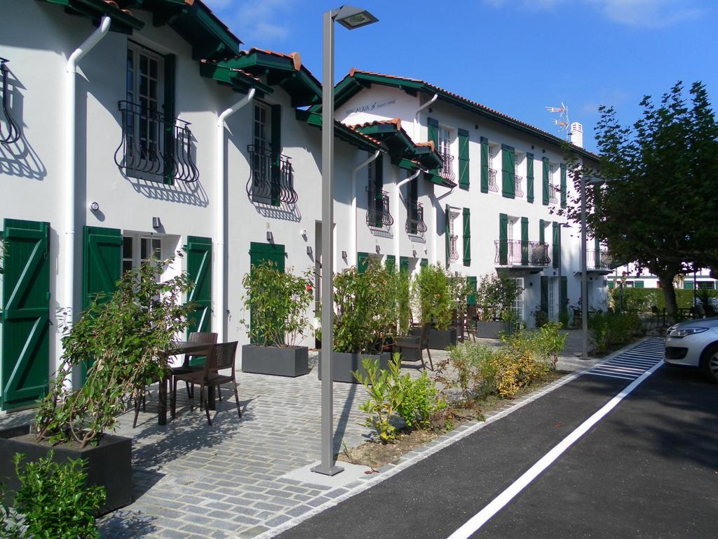 אסקיין Hotel Residence Alaia מראה חיצוני תמונה